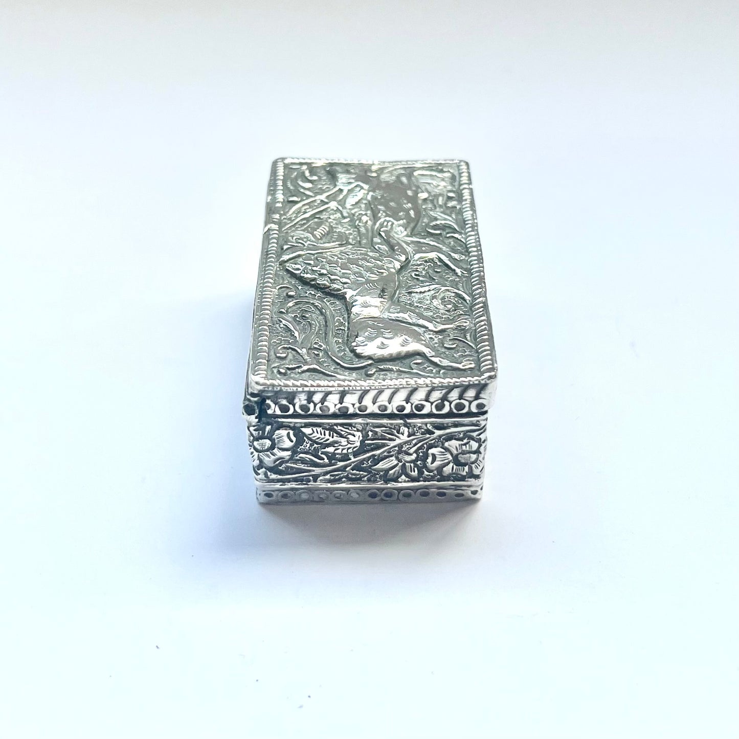 Vintage possibly antique early 20th century Indian silver trinket or pill box