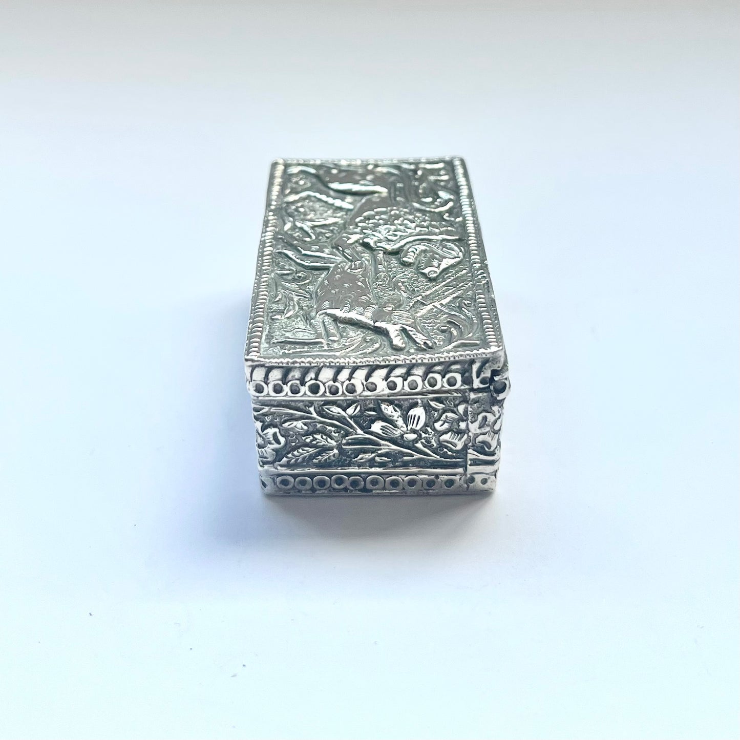 Vintage possibly antique early 20th century Indian silver trinket or pill box