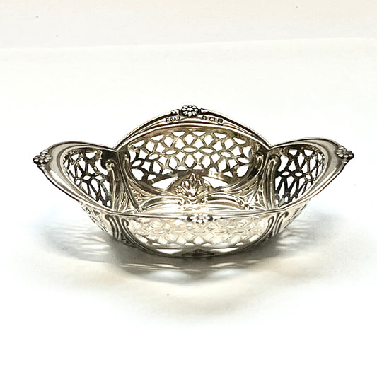 Antique English sterling silver bonbon dish with pierced design, marks for Edwin Joseph Houlston, 1908, Birmingham