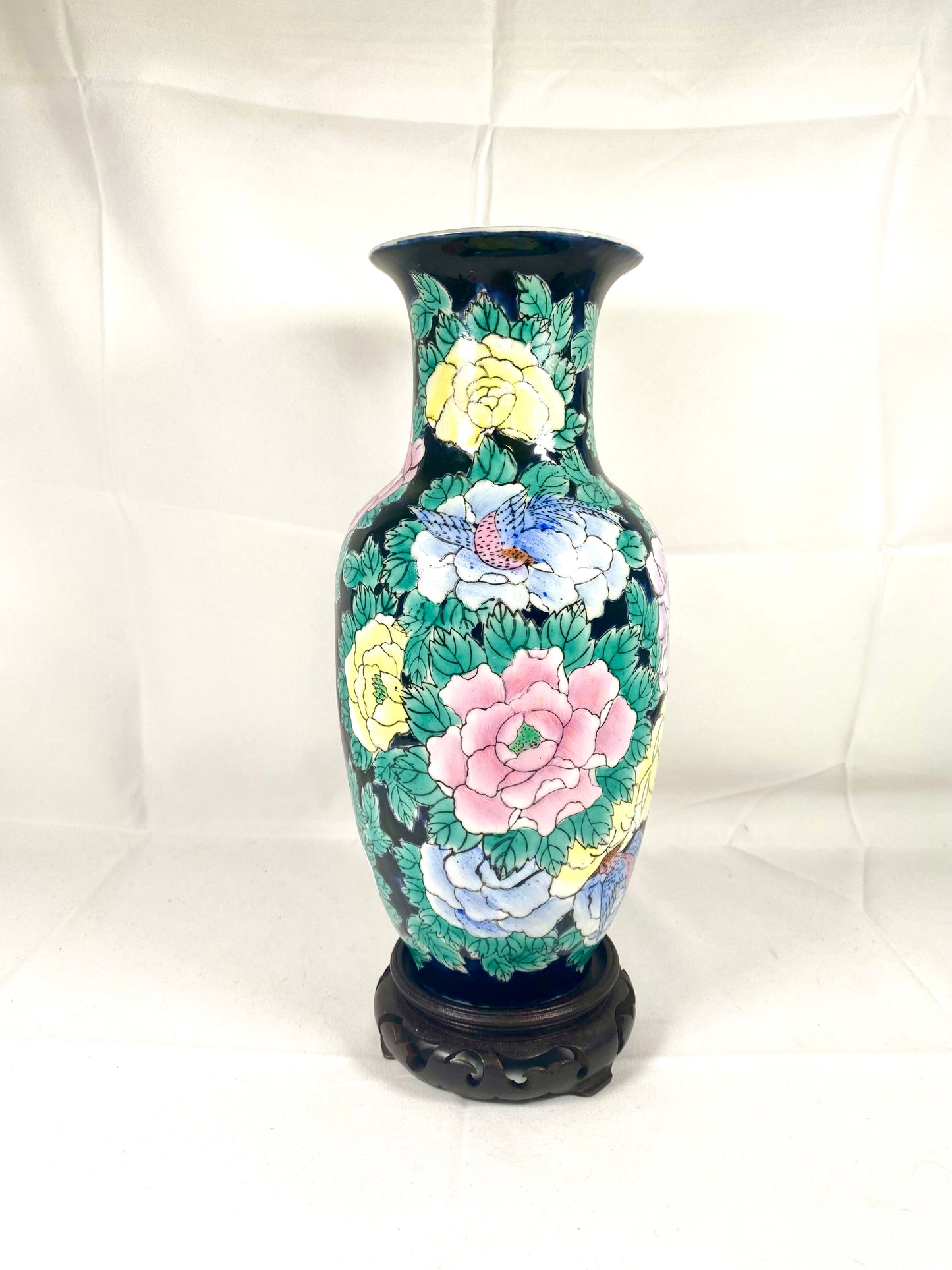 Vintage 1970s-80s Jingdezhen Black Famille Rose Vase, likely painted in Hong Kong