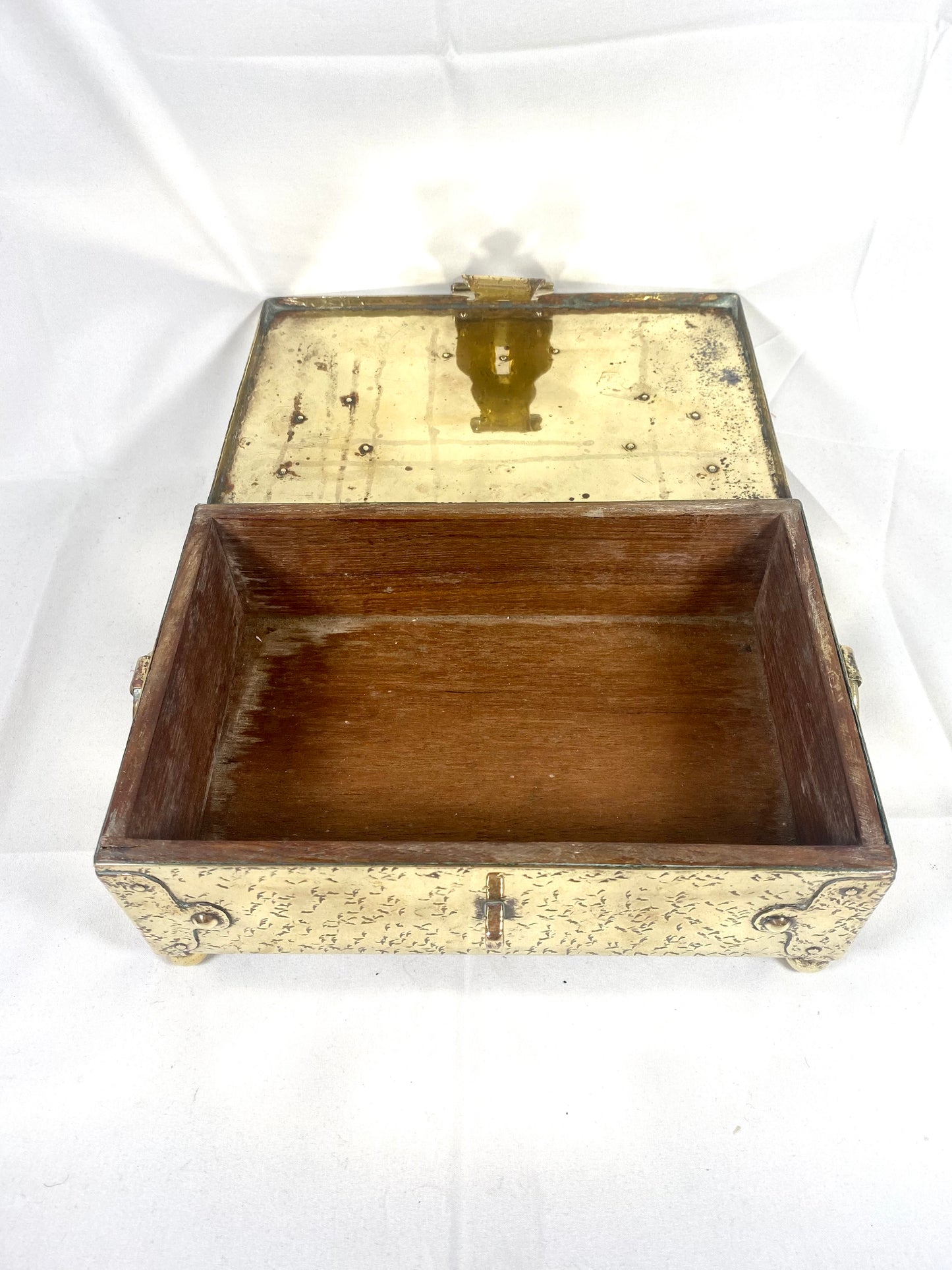 Fine Scottish Arts & Crafts Lidded Box, Glasgow School, Hand-hammered Exterior and Hinges