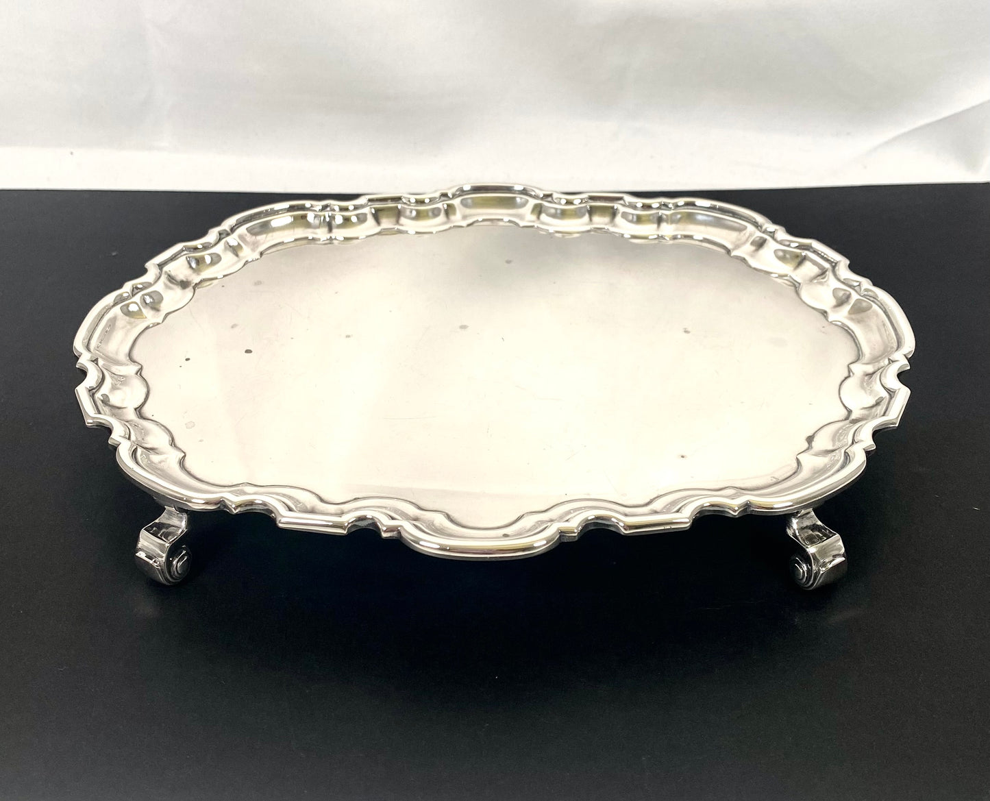 Elizabeth II sterling silver card salver/ waiter with crisp hallmarks for Elkington & Co., Sheffield, 1966.