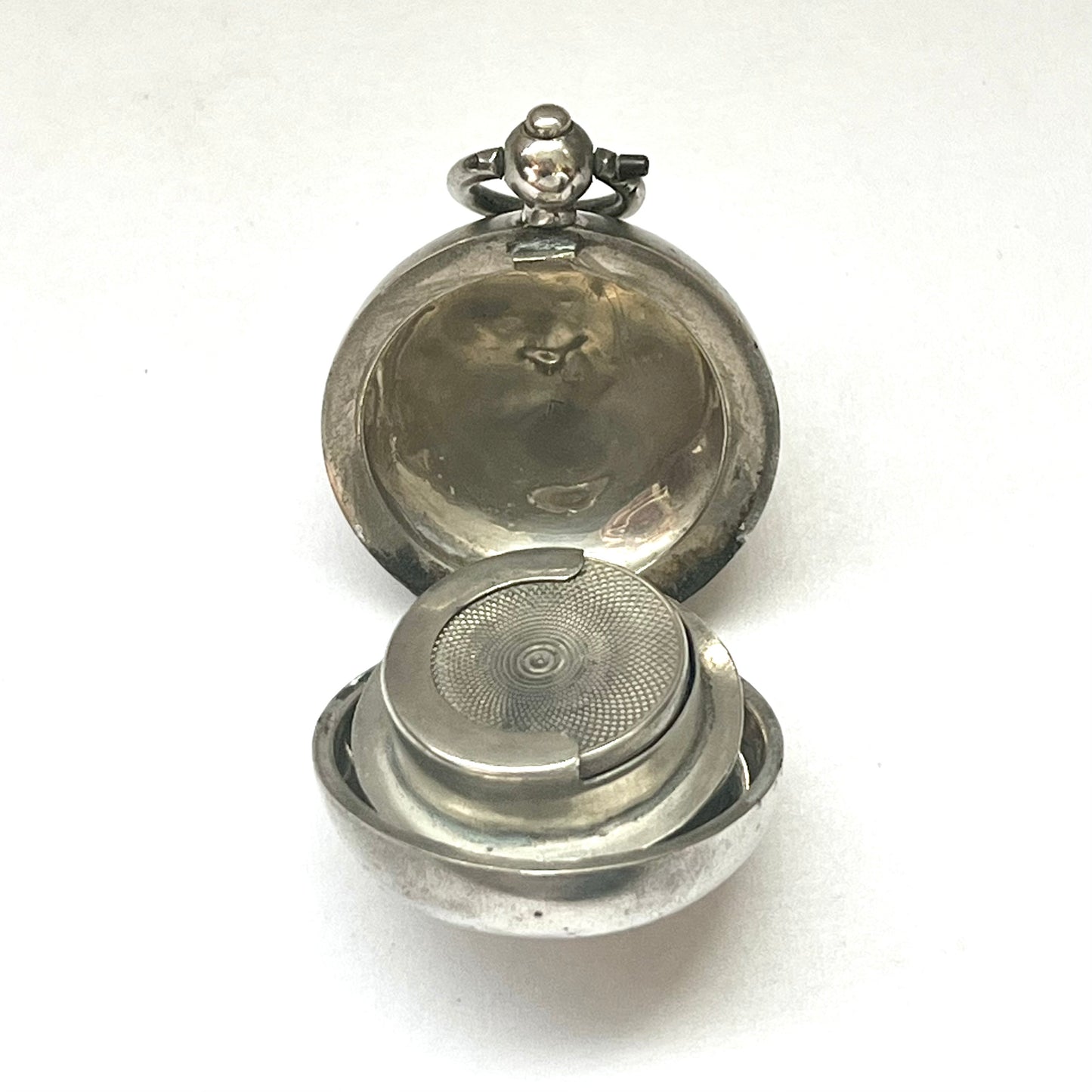 Antique sterling silver double sovereign case. Levi & Salaman, 1899, Birmingham.