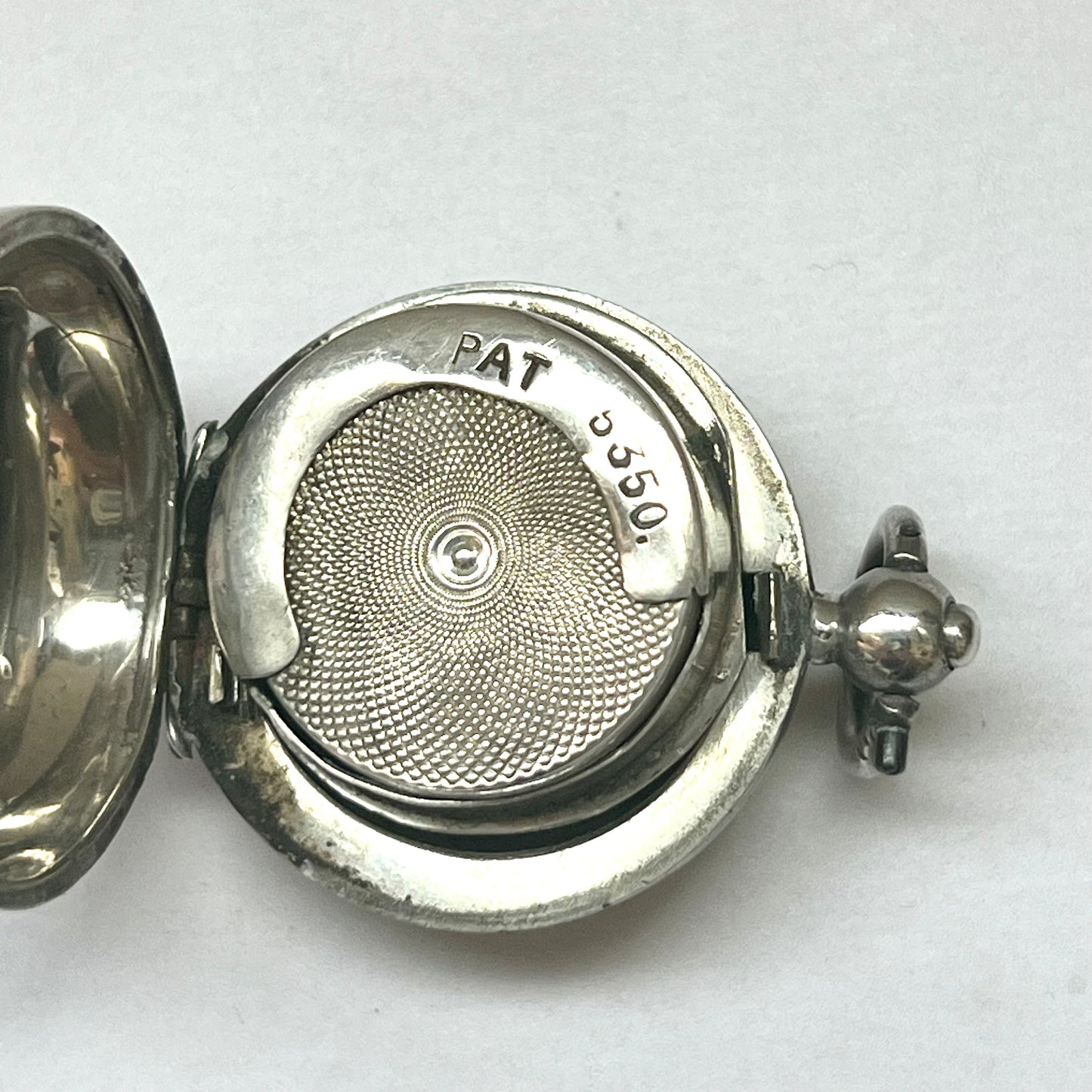 Antique sterling silver double sovereign case. Levi & Salaman, 1899, Birmingham.