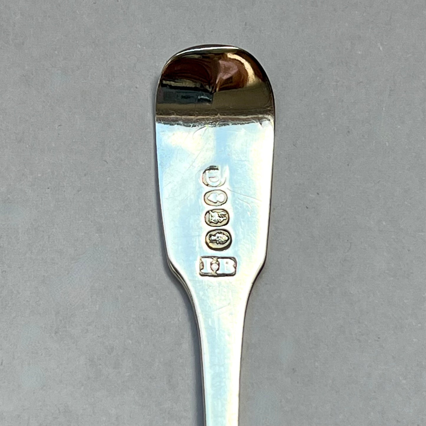 Georgian sterling silver mustard spoon with marks for Dublin, 1824 and maker’s marks attributed to James Brady (I.B)