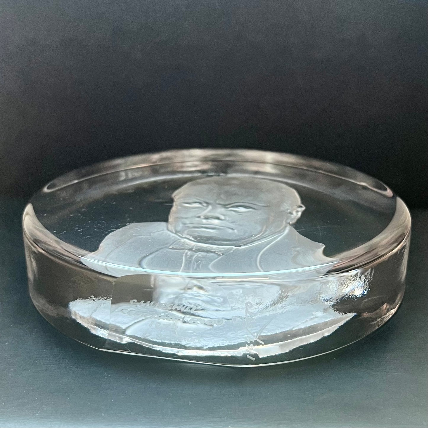 Substantial midcentury Dartington crystal plaque for Winston Churchill's birth centenary, 1974. No 1164/5000