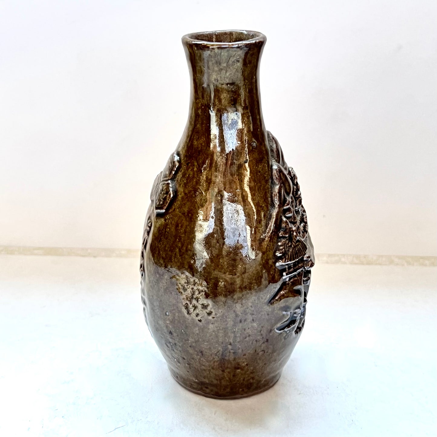 古董“Banko Ware”日本陶器酒瓶或花瓶，带宝塔图案，严岛神社窑，宫岛陶器