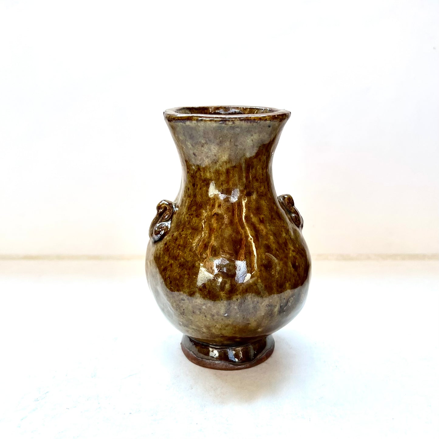 古董“Banko Ware”日本陶器花瓶，带宝塔图案，严岛神社窑，宫岛陶器