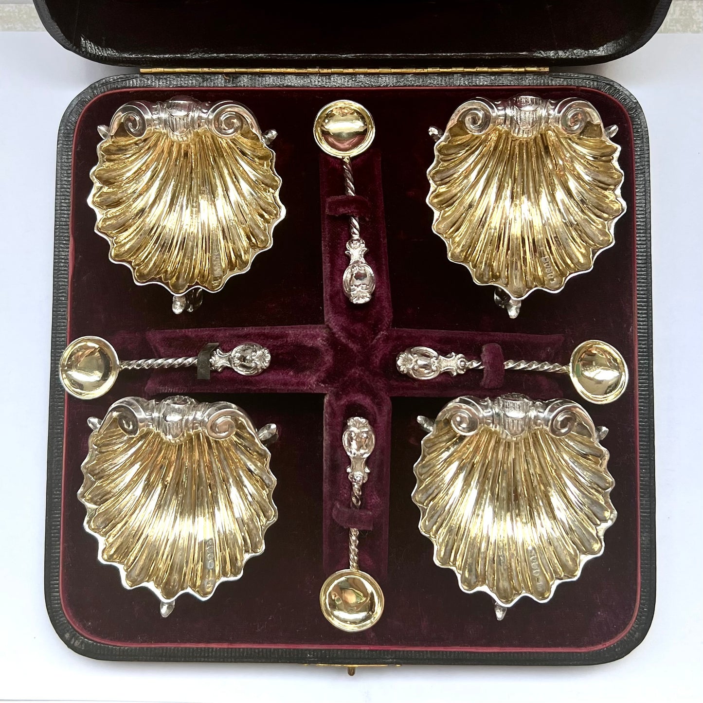 Exquisite High Victorian set of 4 sterling silver and gilt shell-form salt cellars with matching spoons, Alexander Macrae, Original Case.