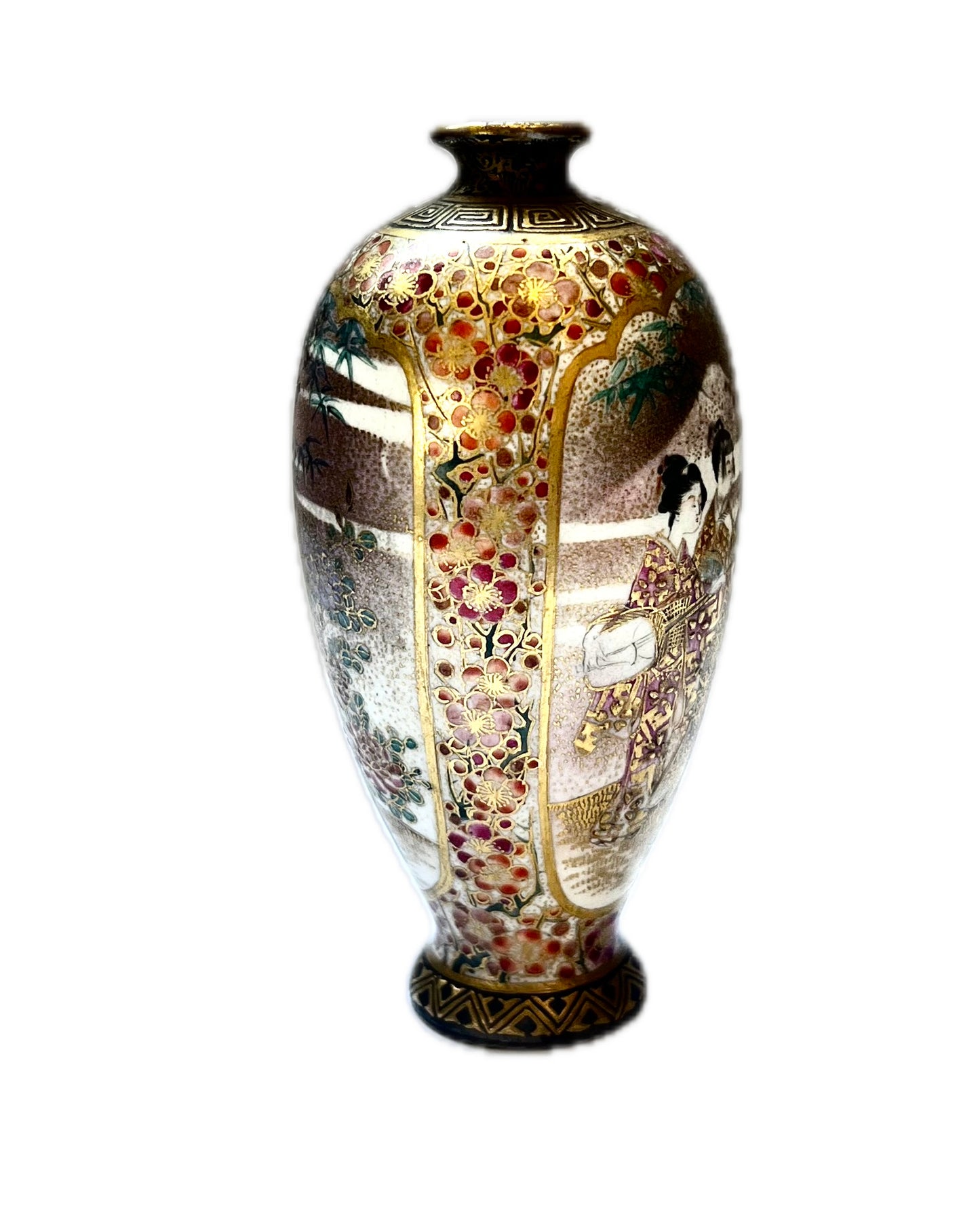 Antique Satsuma porcelain vase circa Meiji period, mid to late 19th century