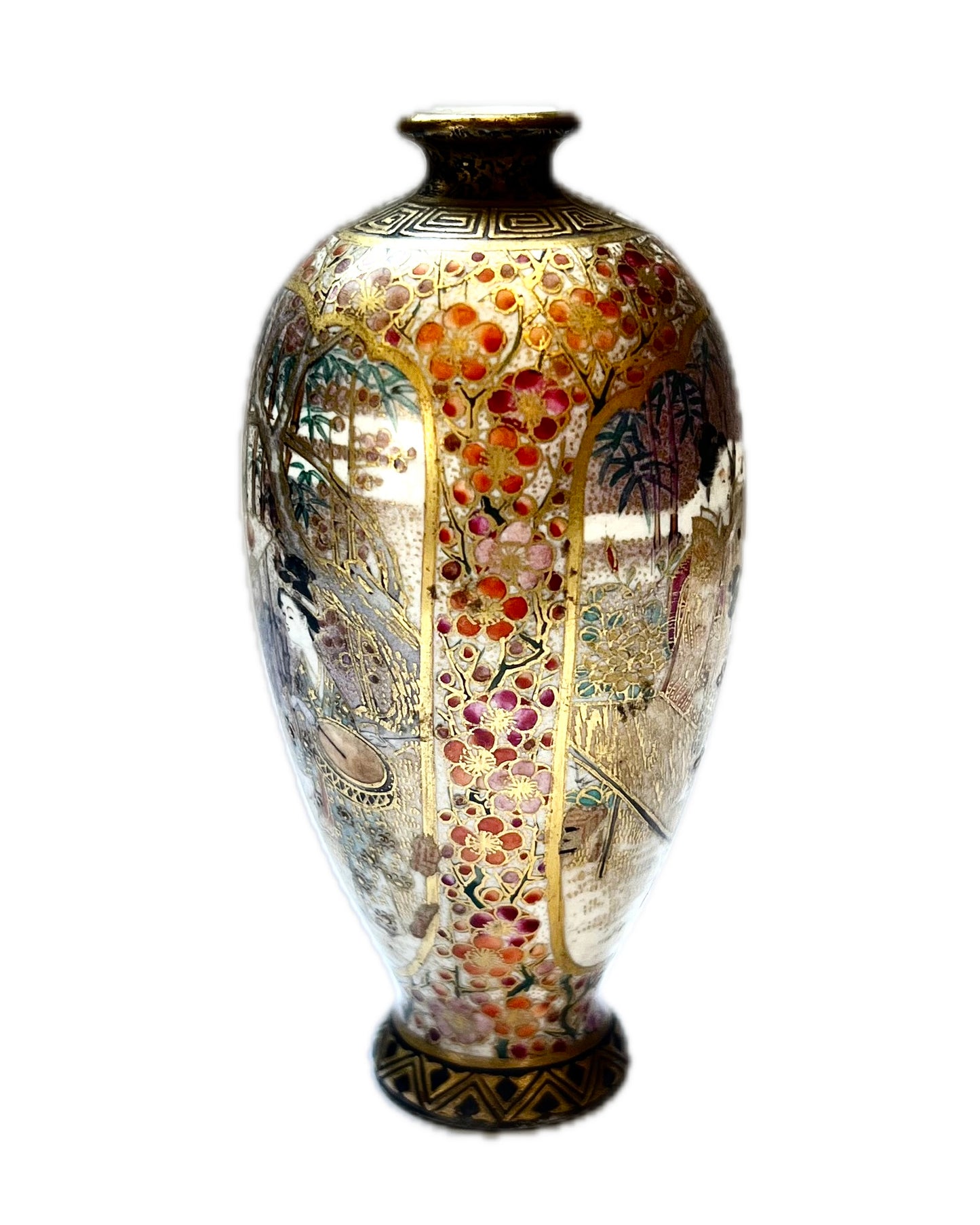 Antique Satsuma porcelain vase circa Meiji period, mid to late 19th century