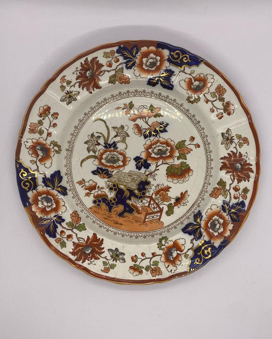 Finely done Victorian era Mason Ironstone Imari-style Plate