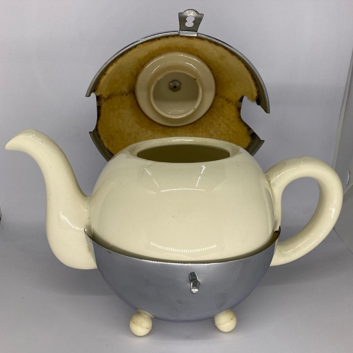 1930s EverHot Chrome Art Deco Teapot Cache Antiques cacheantiquessydney