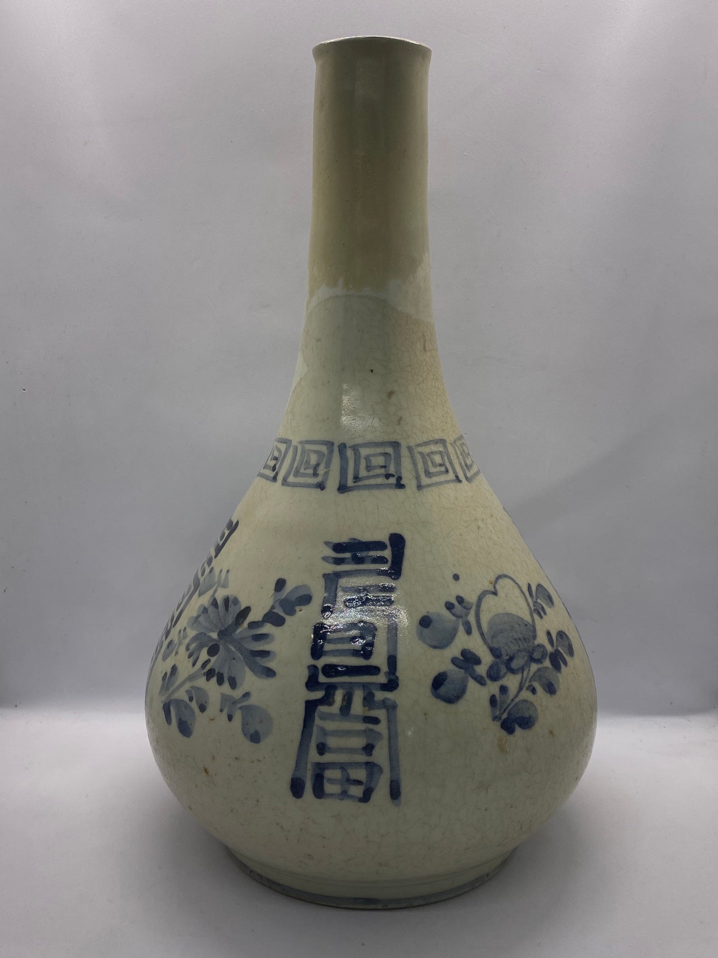 朝鲜时代晚期瓶形花瓶（十九世纪），钴釉白瓷