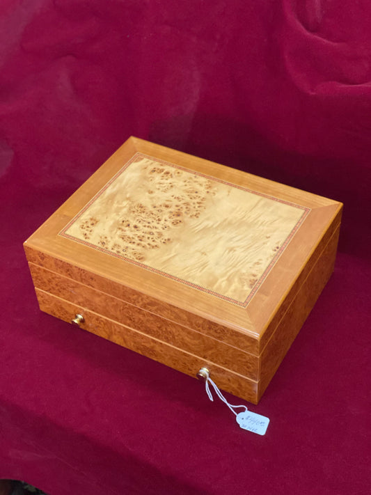 精美复古鸟眼枫木珠宝盒，带两层和项链隔层