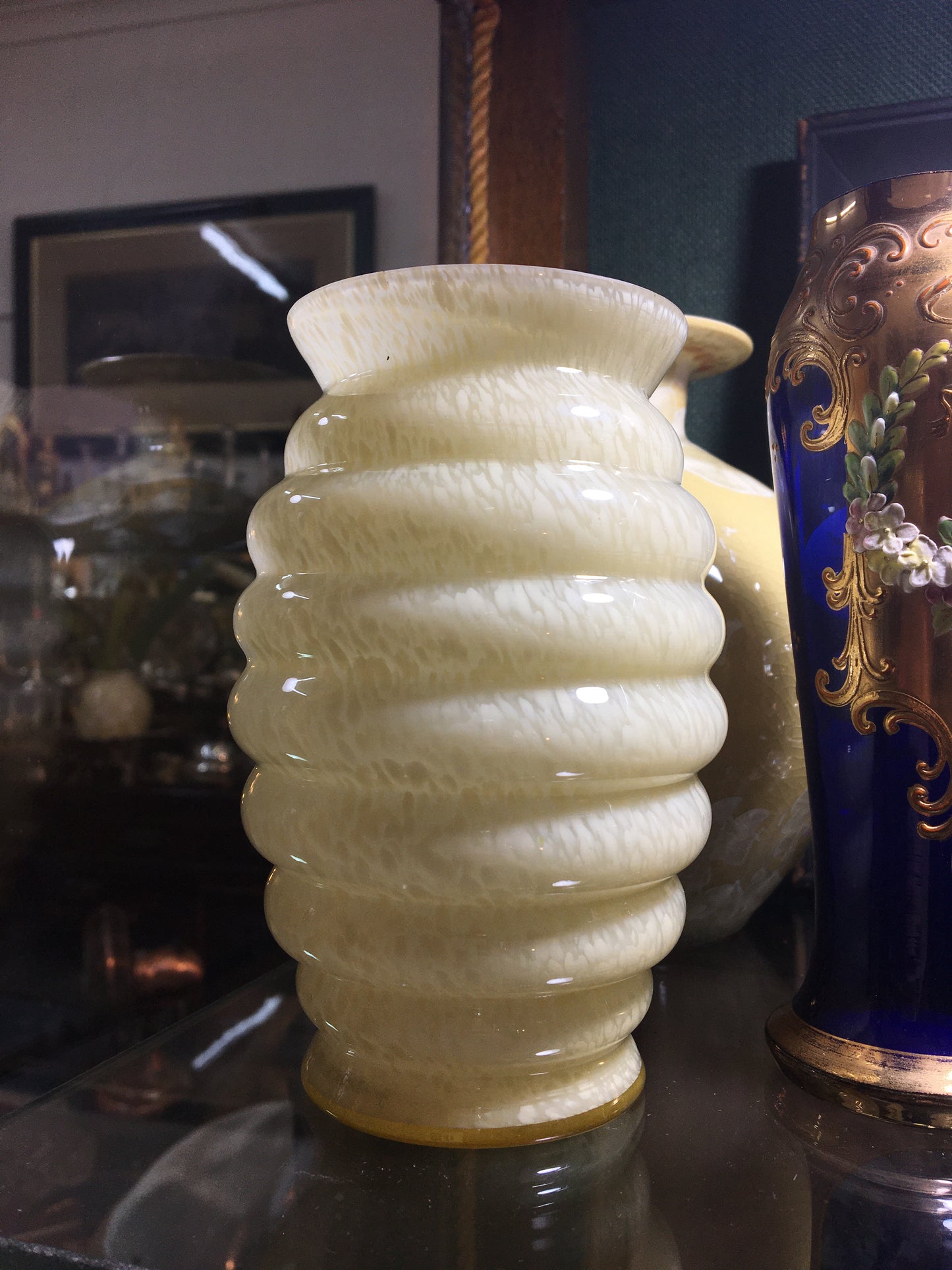 欧洲装饰艺术风格斑驳玻璃蜂巢形花瓶