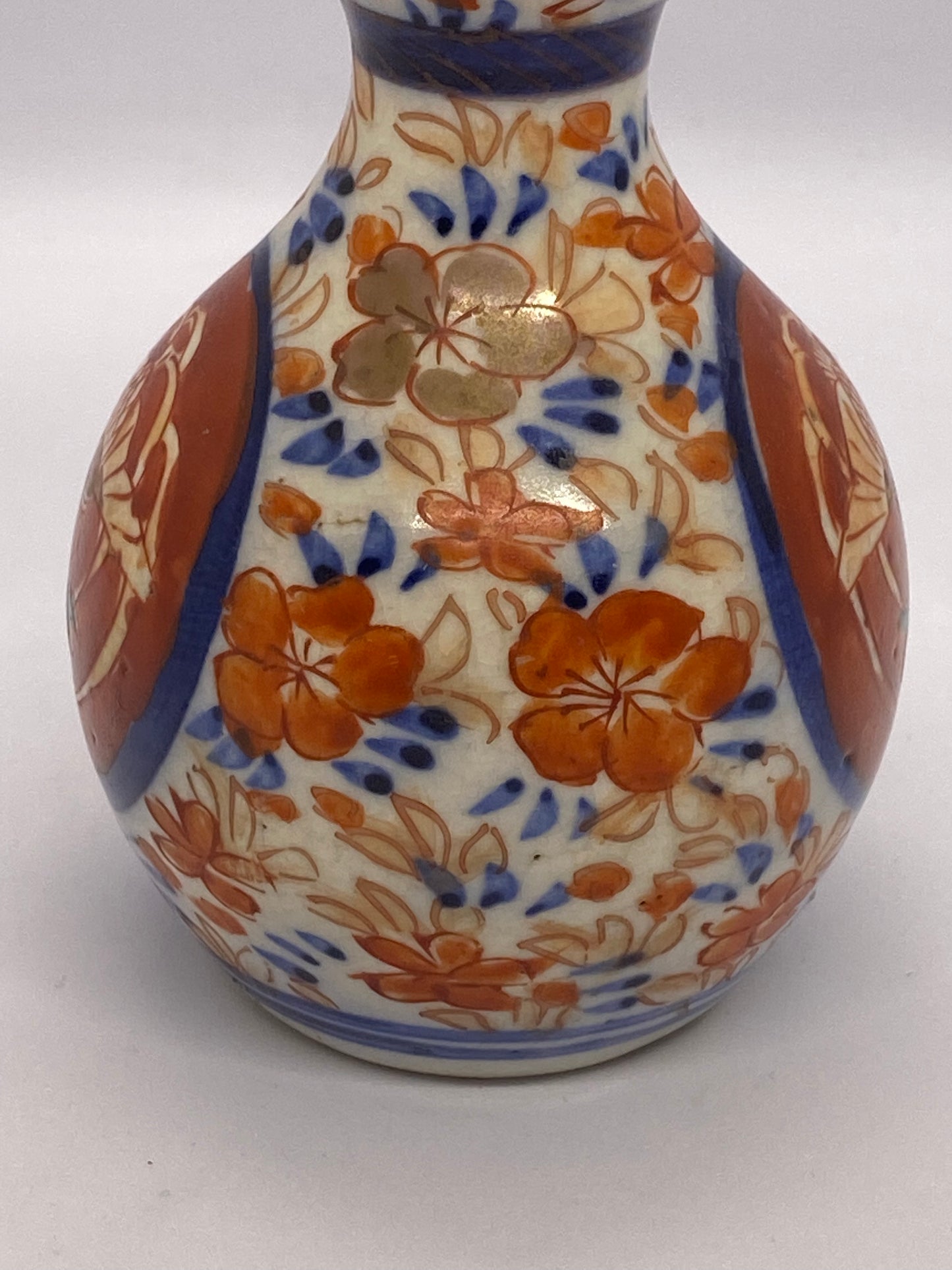 19th century Japanese Imariware Bottle or Calabash Gourd Figural Vase, Hand-Painted Details