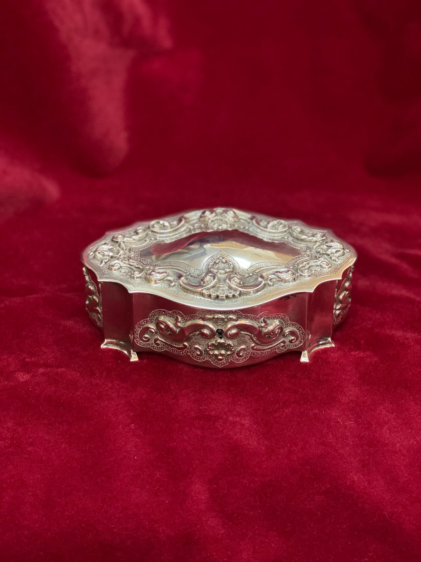 复古 20 世纪 40 年代纯银葡萄牙珠宝盒