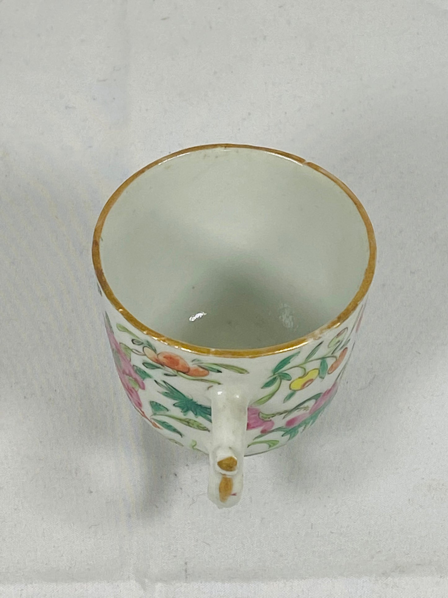 Antique Qing Celadon Porcelain Teacup w Canton famille rose enamels. Tongzhi period circa 1860