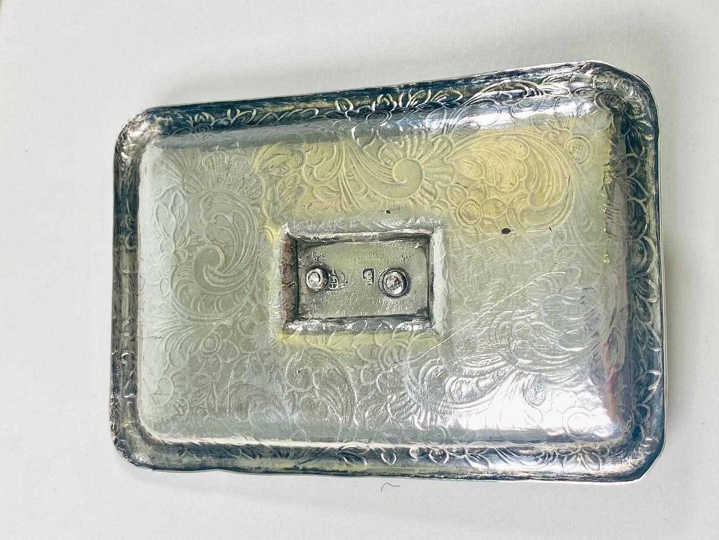 古董 20 世纪早期至中期维也纳 .812 银质贵宾犬新奇盘
