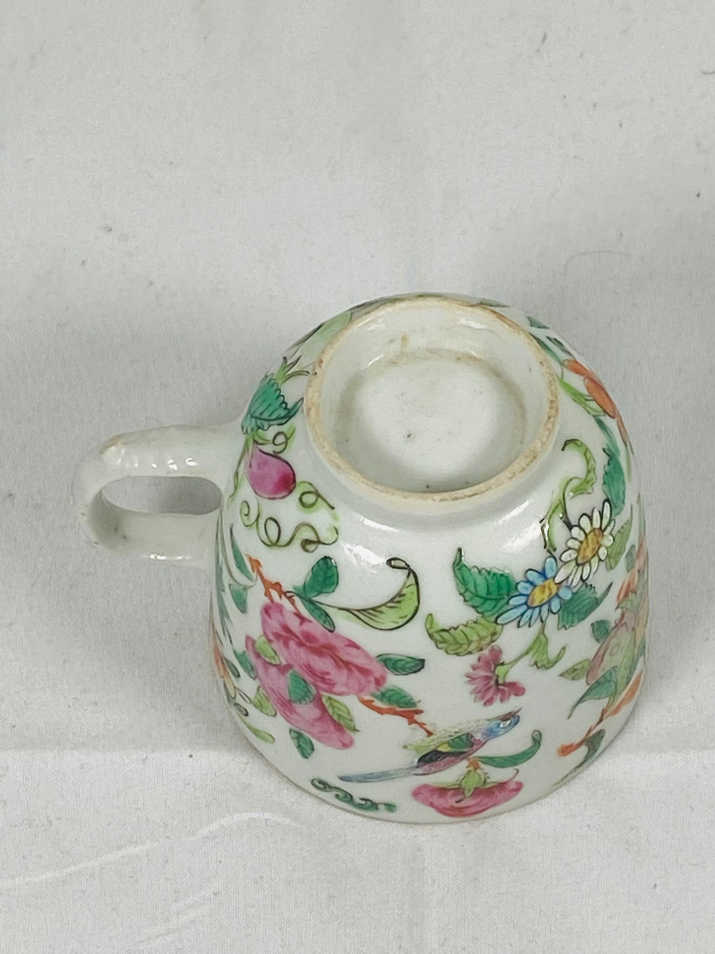 Antique Qing Celadon Porcelain Teacup w Canton famille rose enamels. Tongzhi period circa 1860