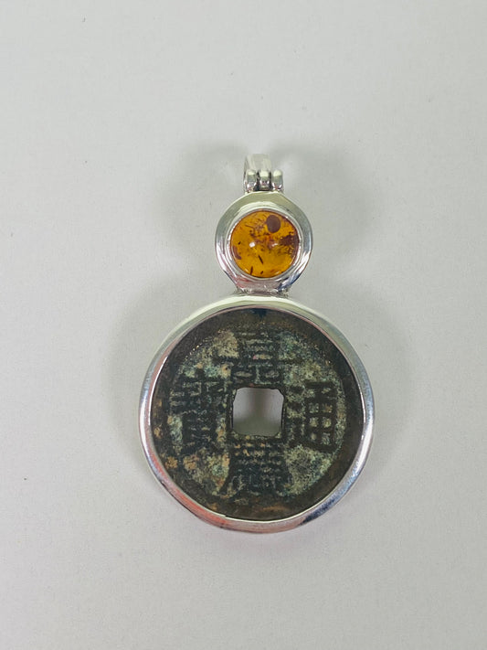 Antique Qing Dynasty Jia Qing Reign (1796-1820) Cash Coin Pendant in Sterling Silver w Amber