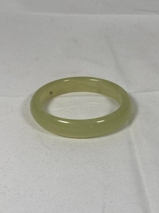 Vintage Chinese Green Stone Bangle, possibly Chrysoprase