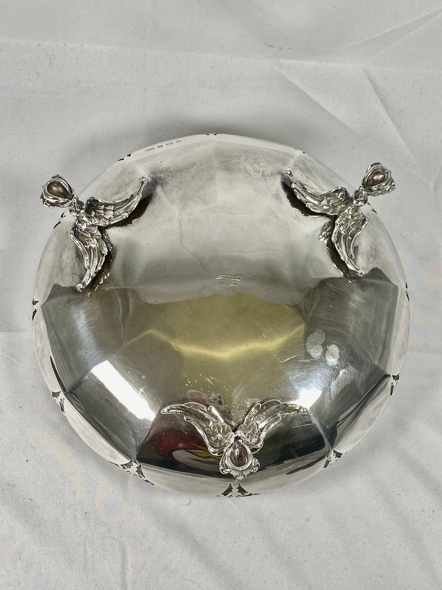 George V Fruit or Centrepiece Footed Bowl with Pierced Floral Motifs