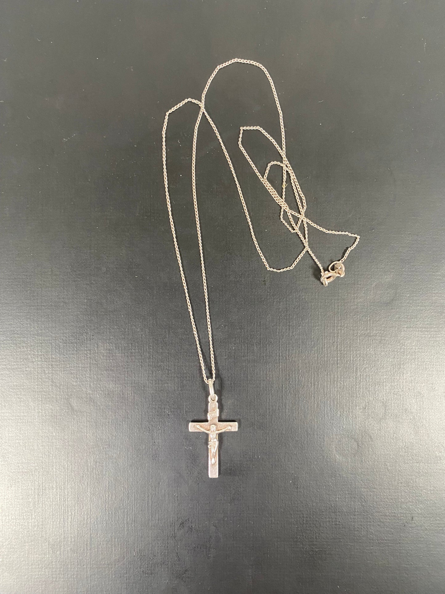 Vintage sterling silver crucifix rosary necklace w "INRI" Inscription