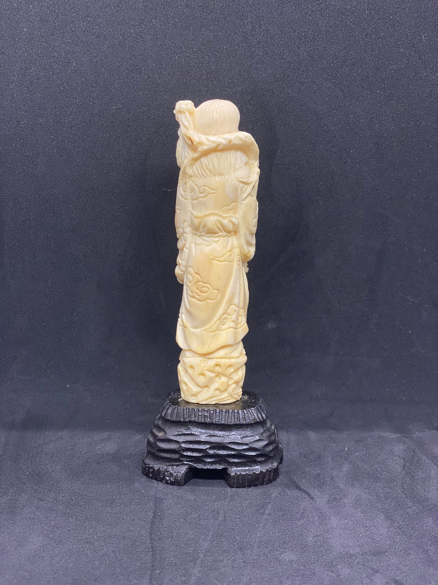 Chinese Antique Ivory Figurine of Sage Holding his Prayer Beads