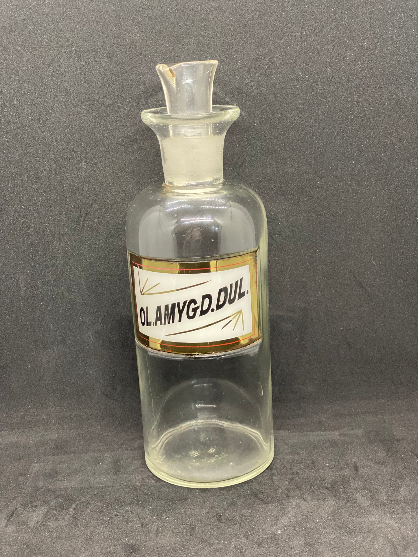 Antique US Apothecary Bottle by W, T & Co. c 1880-90- Ol. Amygd. Dul.