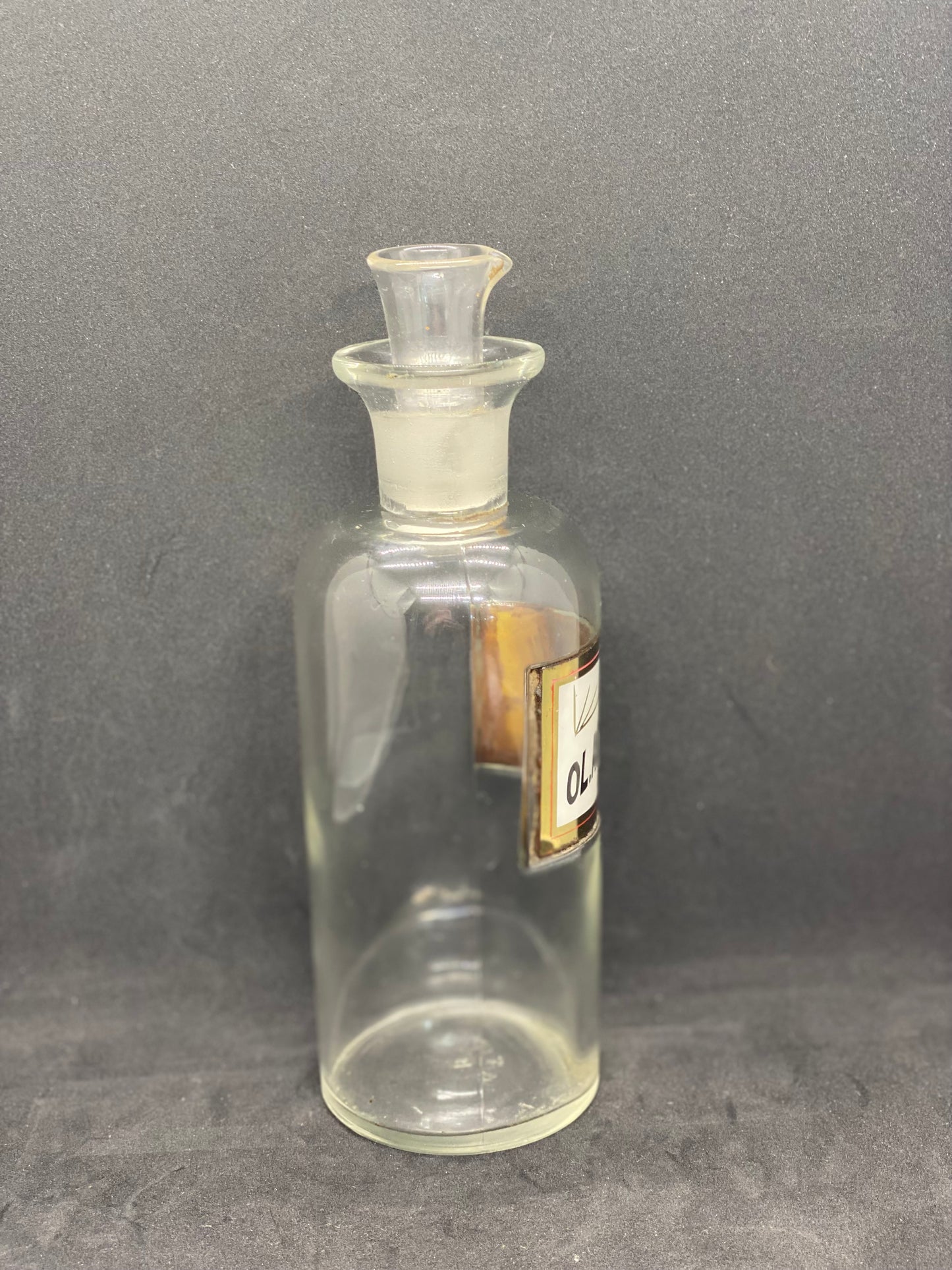 Antique US Apothecary Bottle by W, T & Co. c 1880-90- Ol. Amygd. Dul.