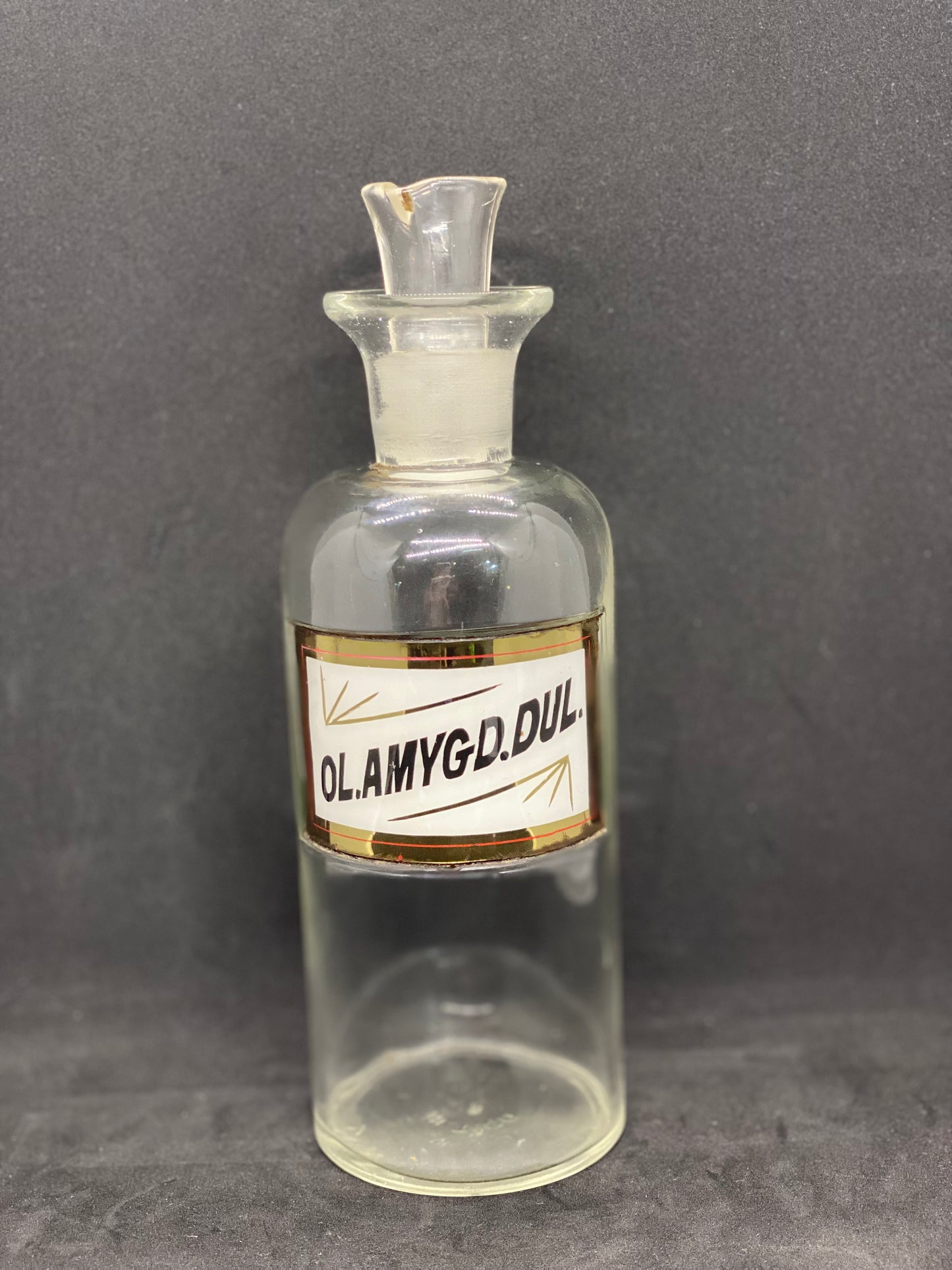 Antique US Apothecary Bottle by W, T & Co. c 1880-90- Ol. Amygd. Dul.