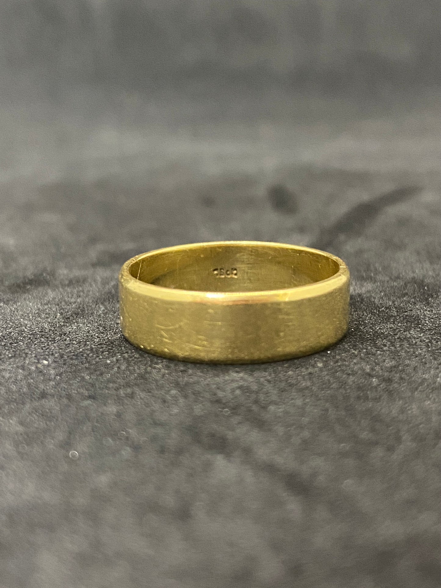 Vintage 18ct Gold Australian Ring