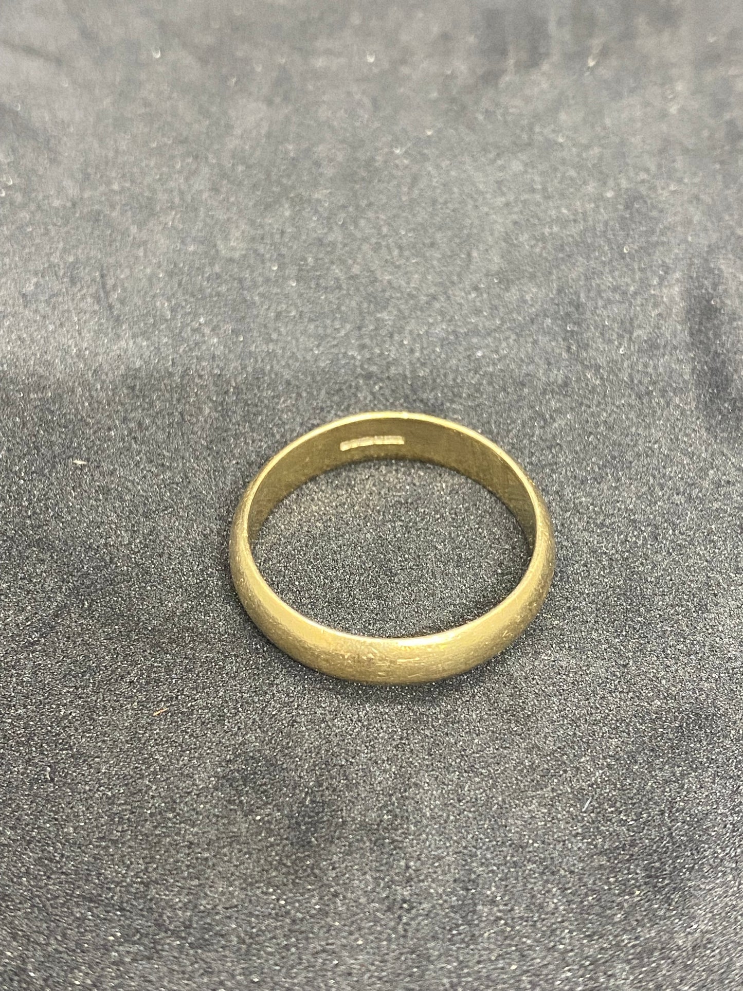 9ct gold ring hallmarked with 1992, Birmingham | Cache Antiques ...