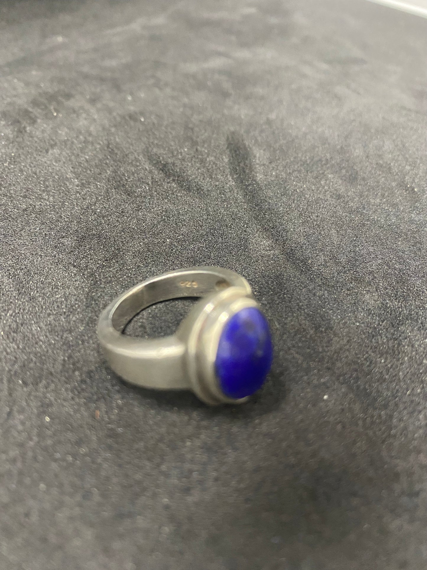 Vintage Sterling Silver and Lapis Lazuli Ring