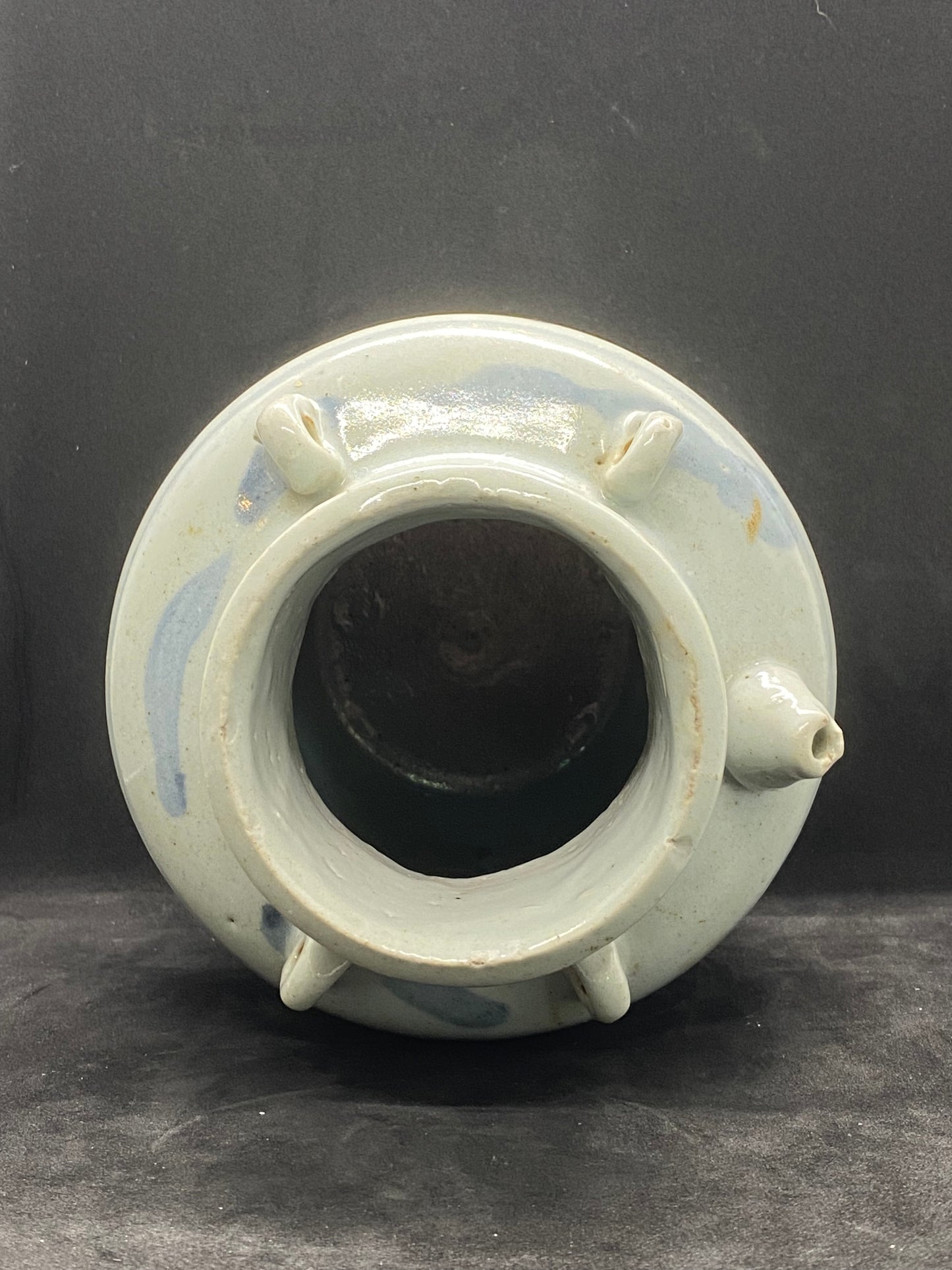 十九世纪汕头瓷器水篮壶或水托
