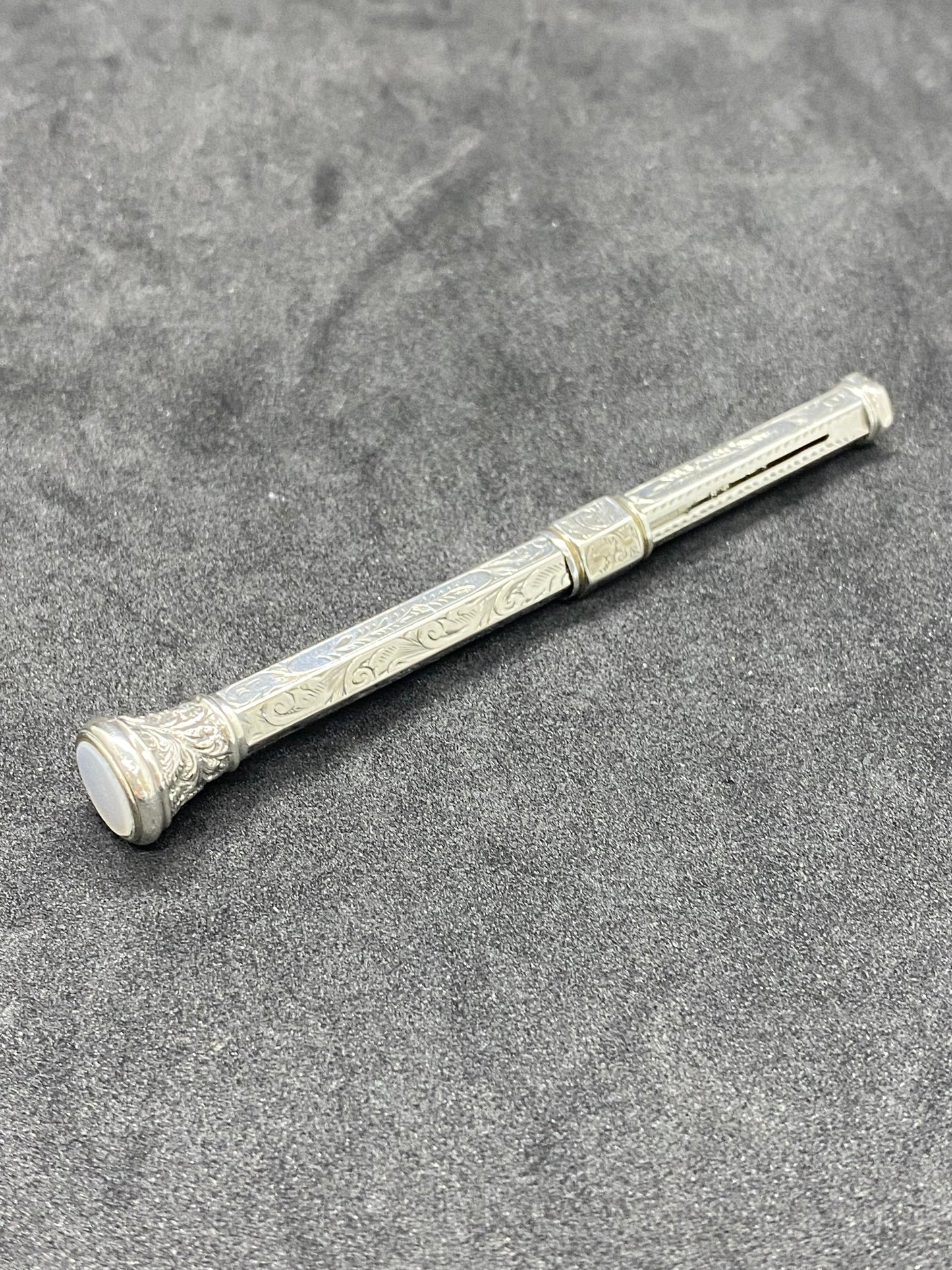 Late Victorian Sterling Silver Propelling Pencil with Agate Seal Top