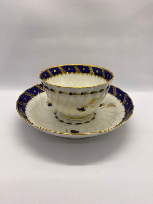 十八世纪末伍斯特摄政时期瓷器茶碗和茶碟套装（飞行时期）