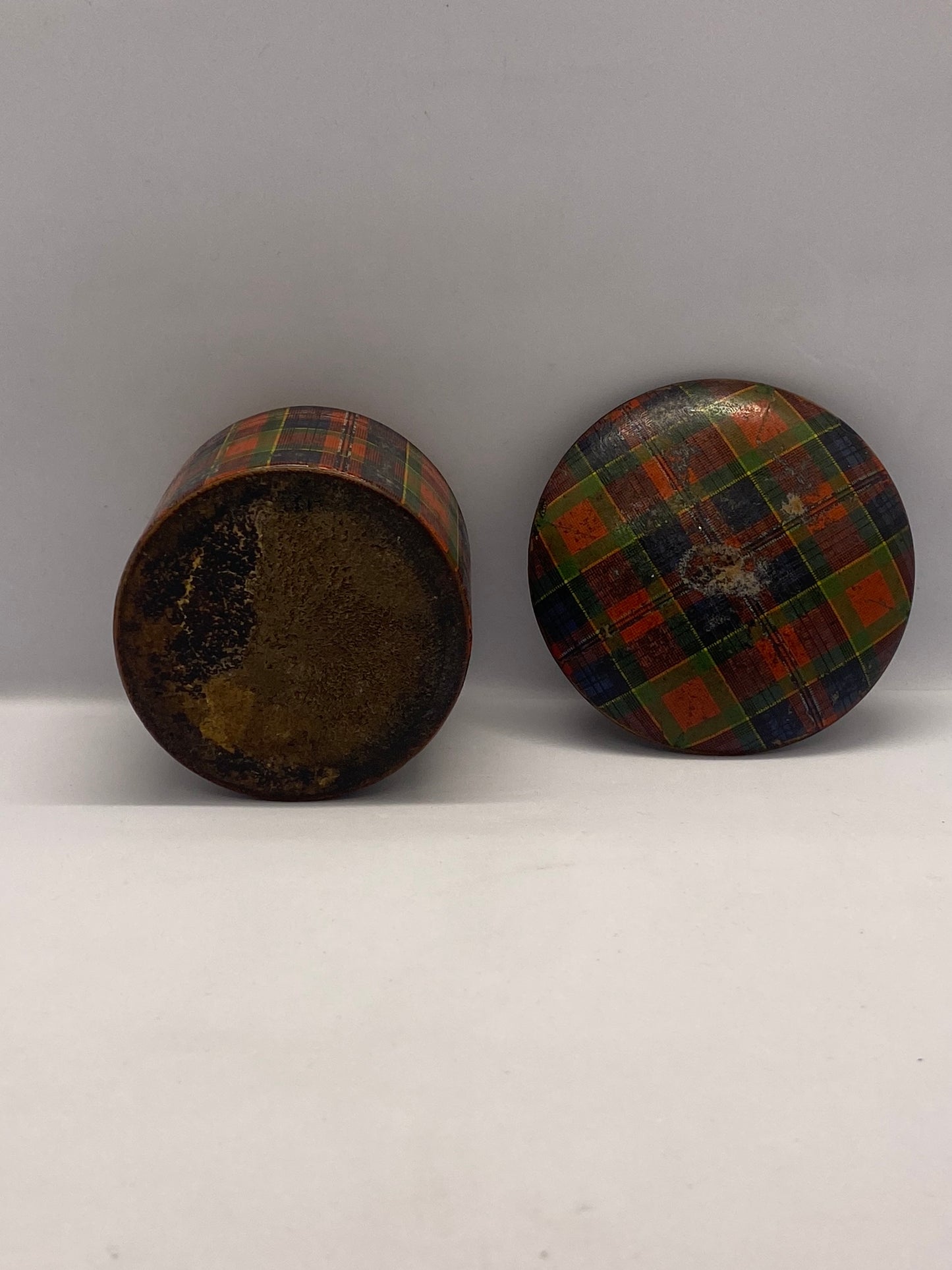 19th c. Victorian Tartan Ware Lidded Box