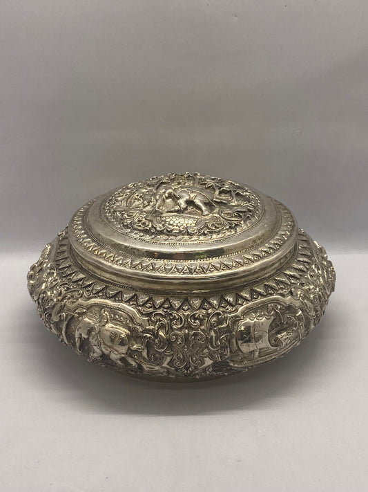 Antique Large Anglo-Indian Silver Repousse Box w Elephant Motifs