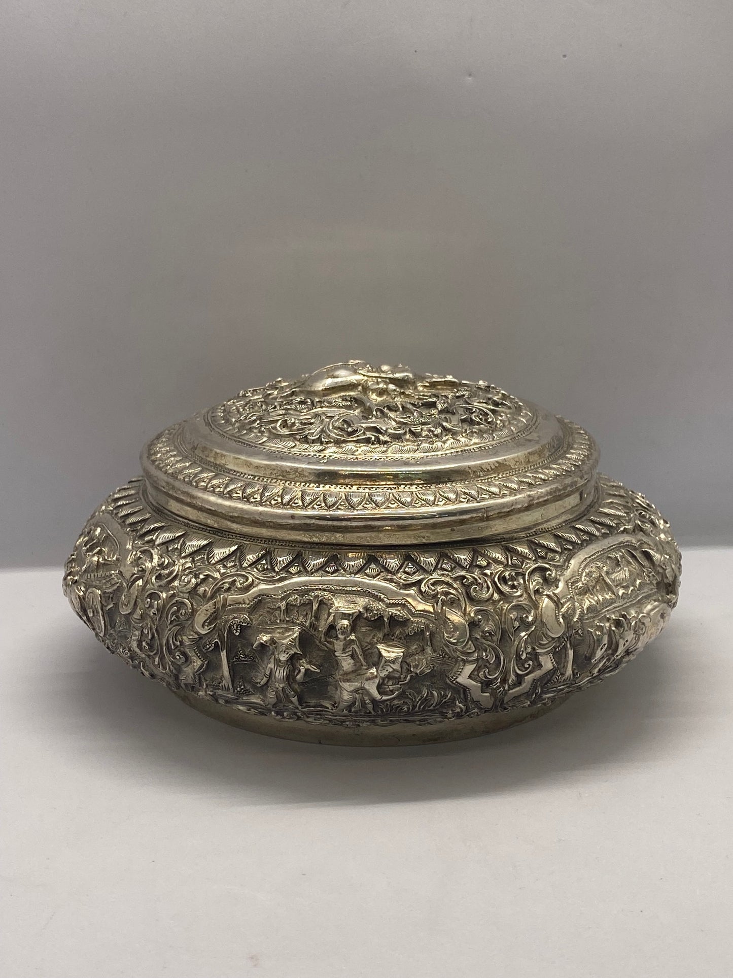 Antique Large Anglo-Indian Silver Repousse Box w Elephant Motifs