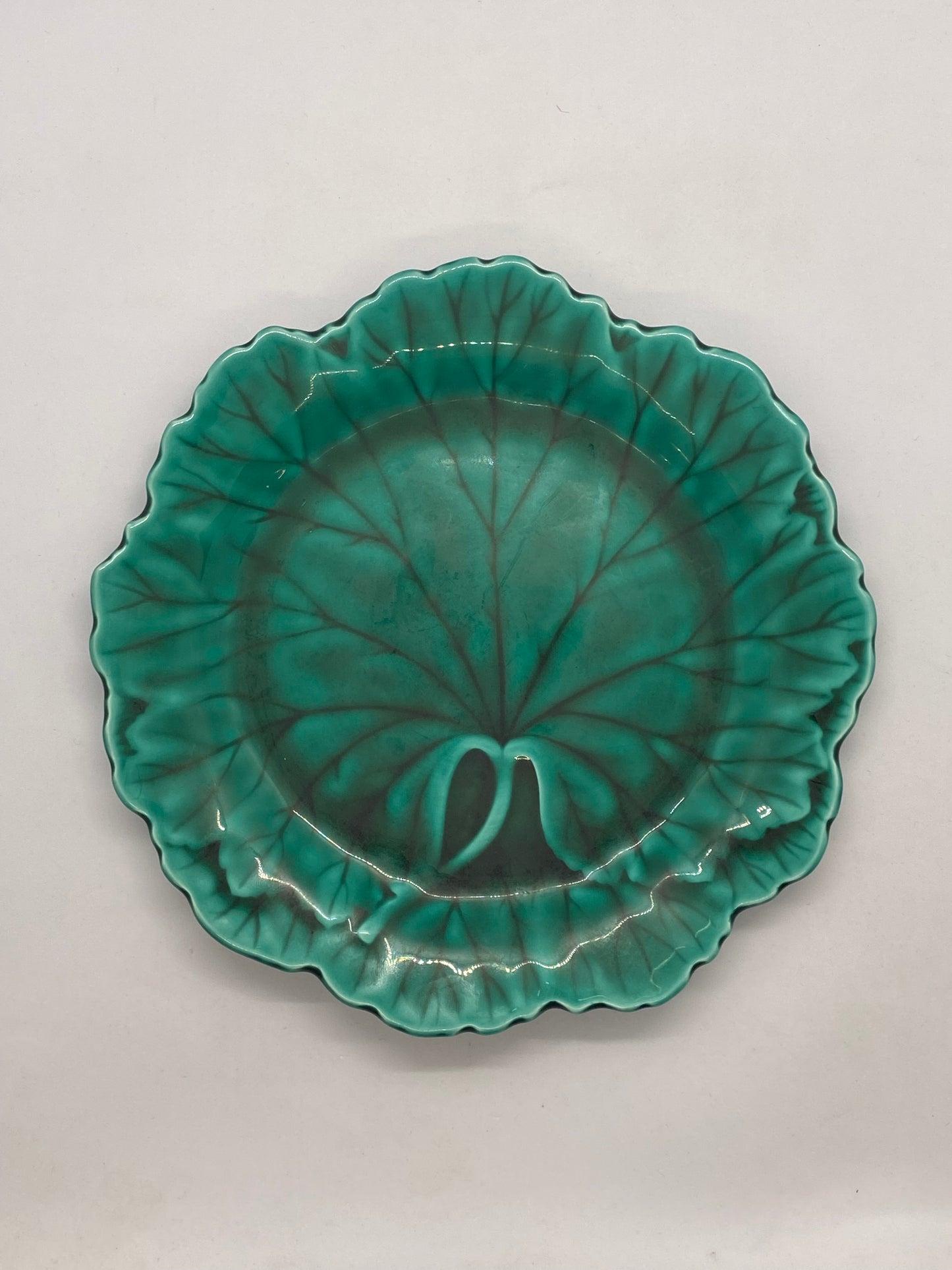 1940s Wedgwood Cabbage Leaf Majolica Plate