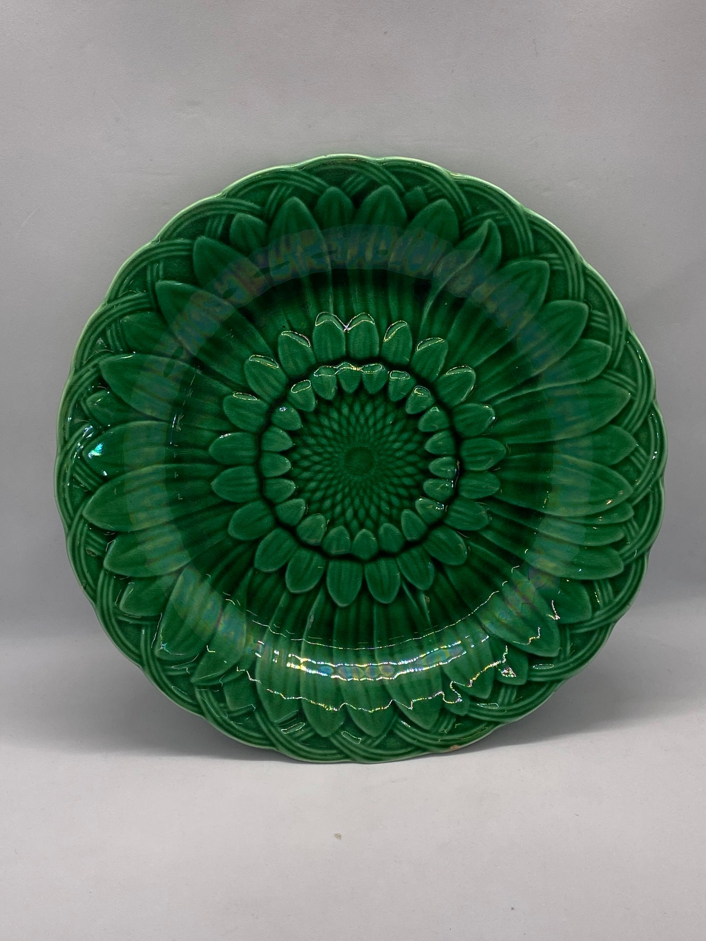 Late 19th century Wedgwood Majolica Plate w Sunflower & Basketweave Motif