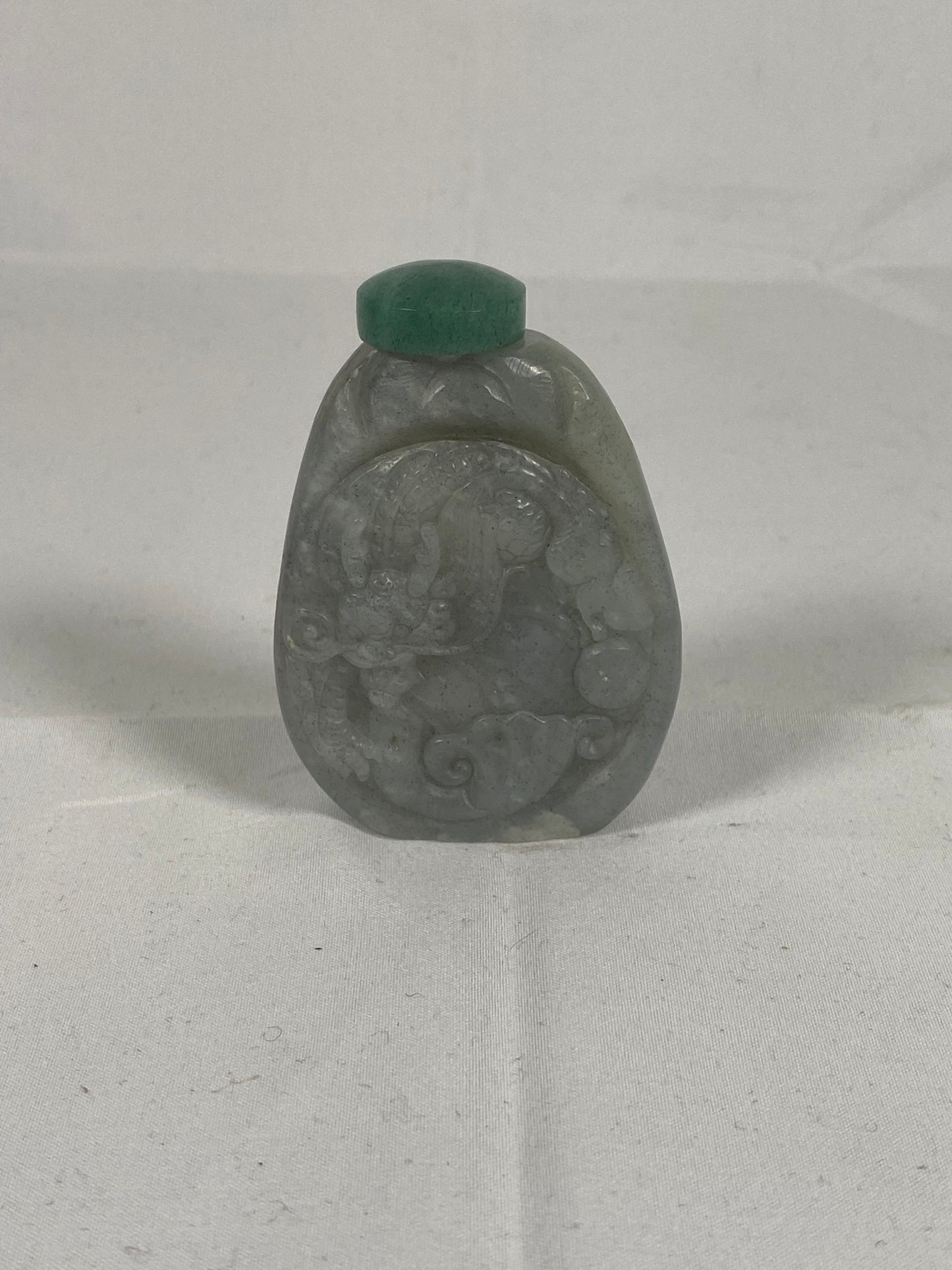 19th century Antique Chinese Bluish-Grey Lavender Jade Dragon Motif Snuff Bottle