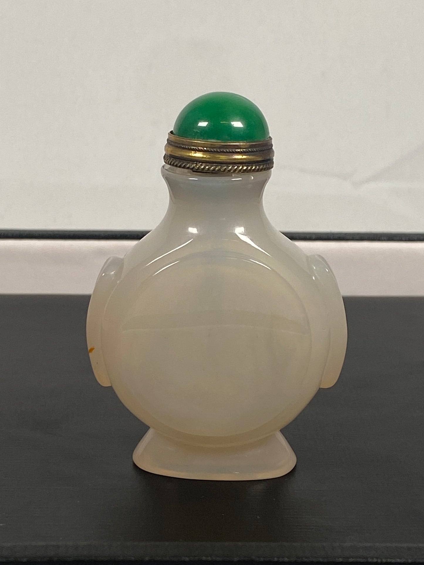 19th century Antique Chinese Transcluent Agate Snuff Bottle