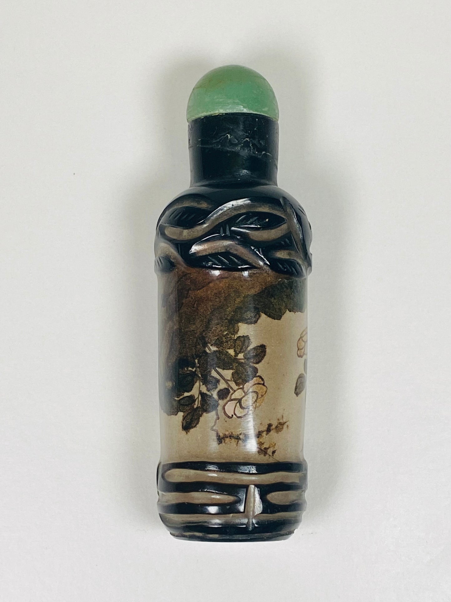 20th century Chinese Black Overlay Cameo Glass Reverse Painted snuff bottle