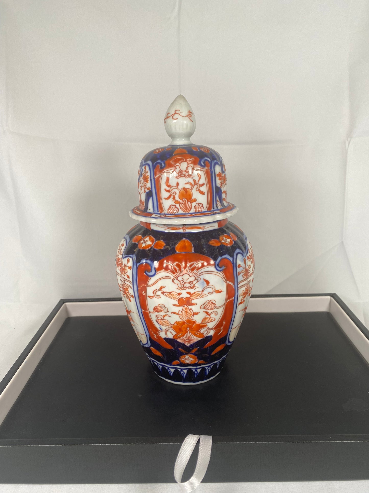 19th-century Japanese Imari ginger jar