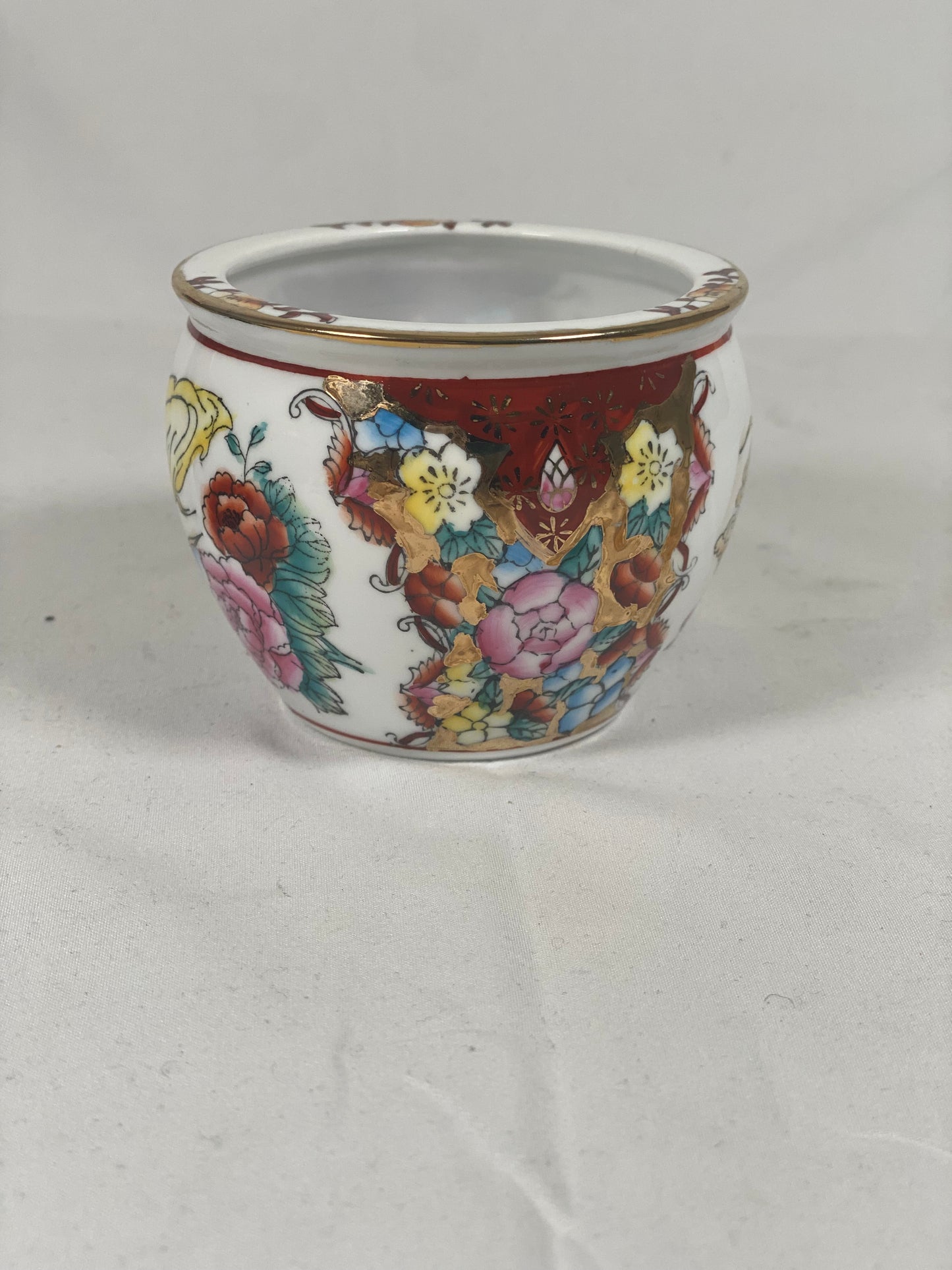 Vintage Chinese souvenir hand-painted eggshell porcelain fishbowl